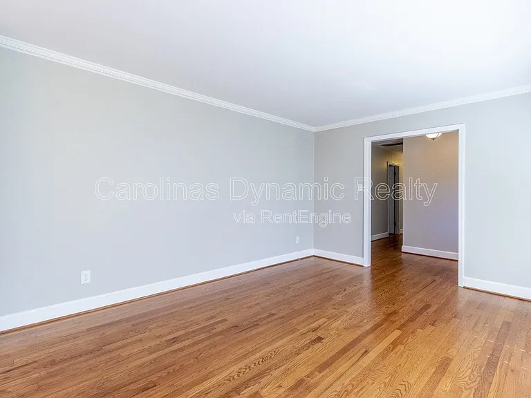 6618 Castlegate Dr — Photo 11
