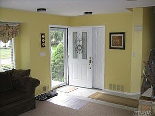 3rd image of 5 Masefield Dr