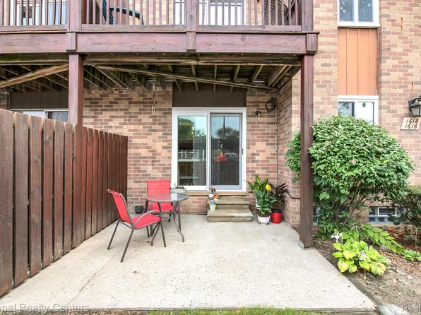 1616 Washtenaw Ave, Ypsilanti, MI 48197