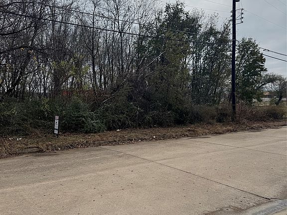 3rd image of 632 N 4th St