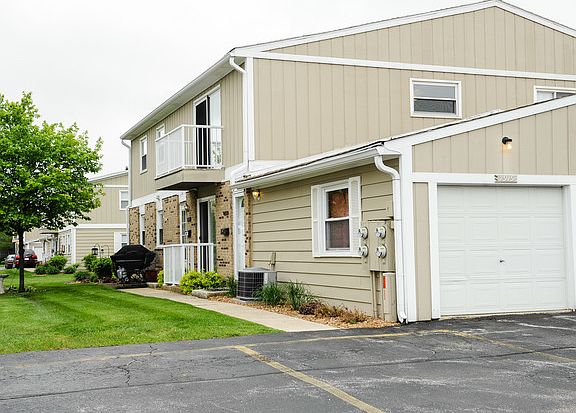 2nd image of 7919 163rd Ct #7919