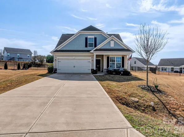 4546 Dover Ct, Denver, NC 28037