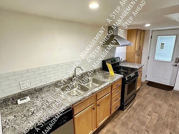 5th image of 6048 Haverford Ave #B