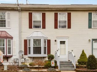 204 Hunter Dr, Newark, DE 19702