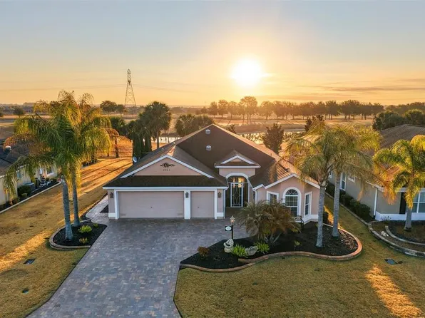 3322 Boardroom Trl, The Villages, FL 32163