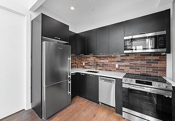 3rd image of 97 Varet St #4F