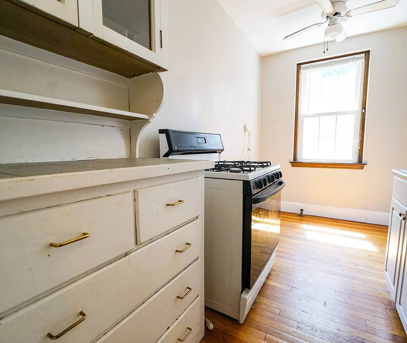 1 bed, $2,544 — Photo 3