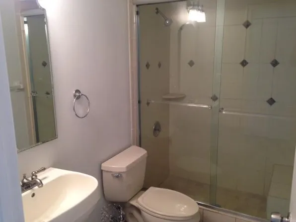 4516 E Alhambra Cir, Naples, FL 34103