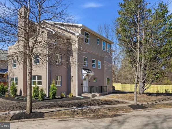 427 Grove Pl, Narberth, PA 19072