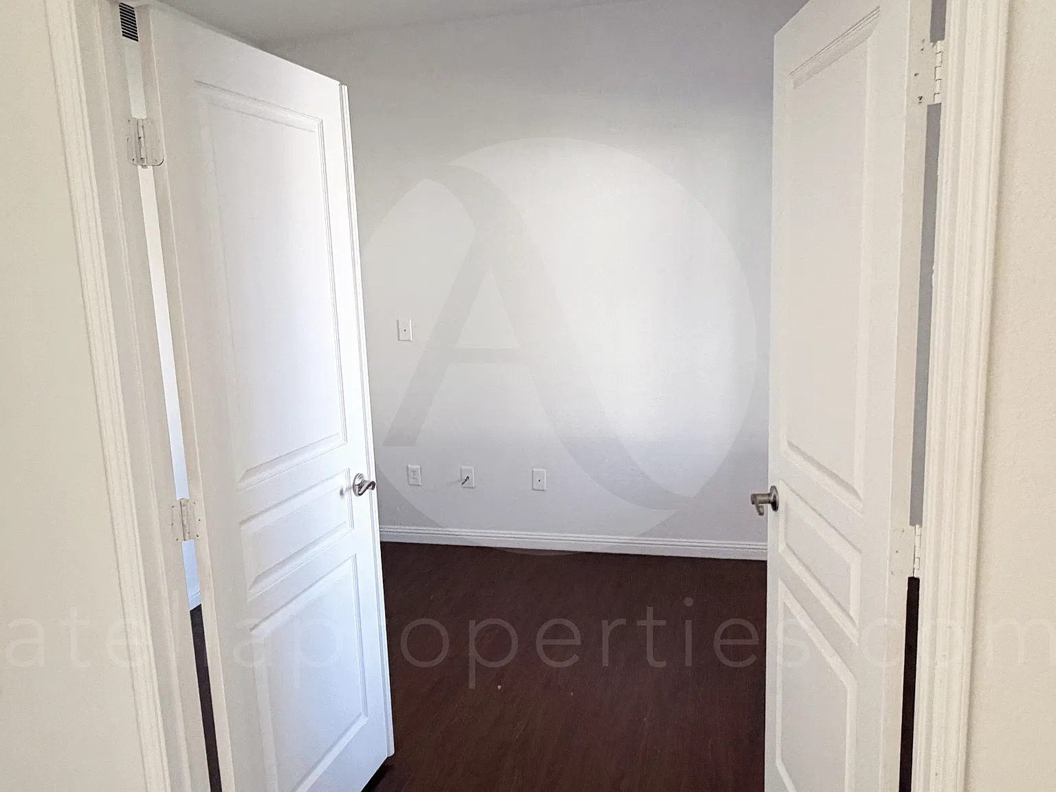 921 W. Russell Ave. - 1 — Photo 4