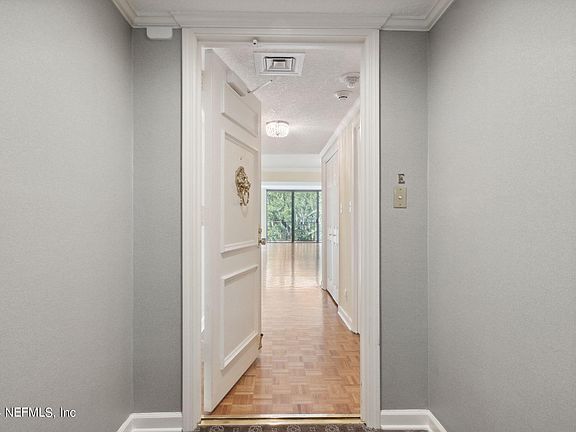 4th image of 2970 ST JOHNS Avenue #5E
