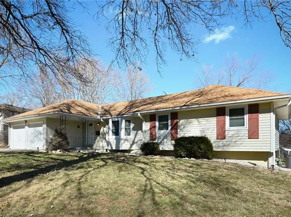 9204 E 83rd Pl, Raytown, MO 64138