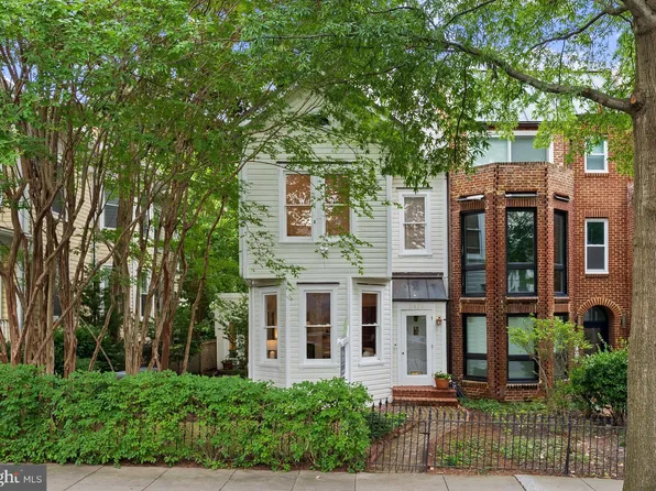 2429 Tunlaw Rd NW, Washington, DC 20007