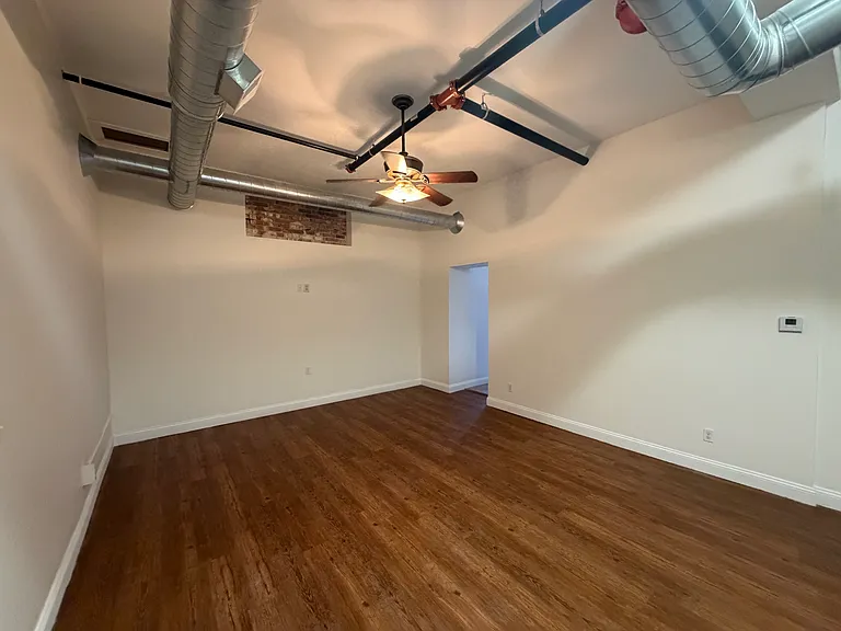 400 N Main St #340 — Photo 3