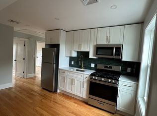 17 Woodville St FLOOR 3, Roxbury, MA 02119