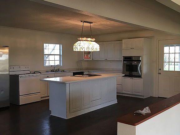 5th image of 8709 County Road 128