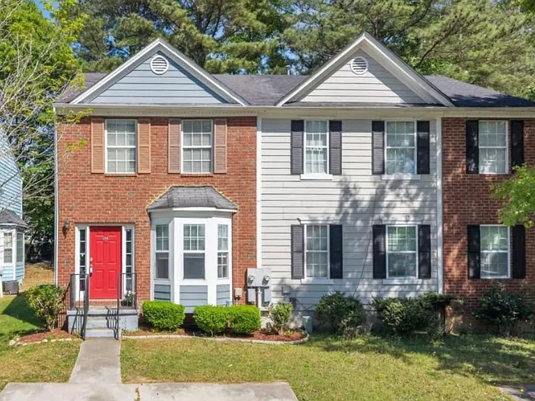 5910 Hampton Ct — Photo 15