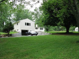 29 Hillview Rd, Airville, PA 17302