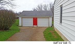 2 car gar w 12x25 rm in back