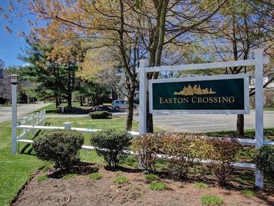 6 Adam St APT 8, South Easton, MA, 02375