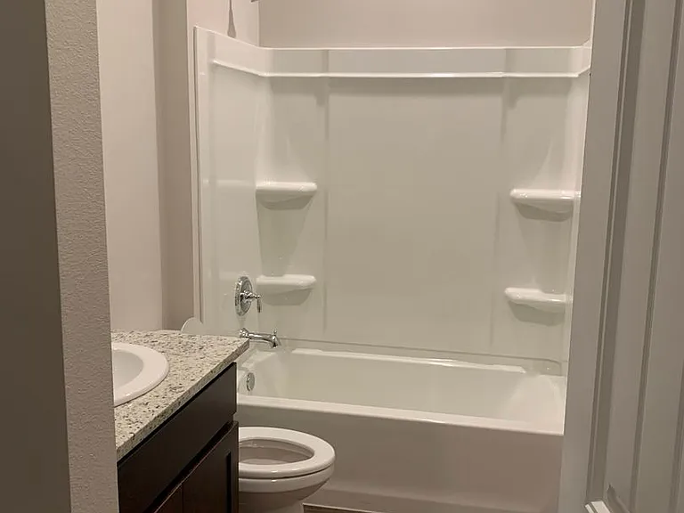 7601 Trailview Dr — Photo 16