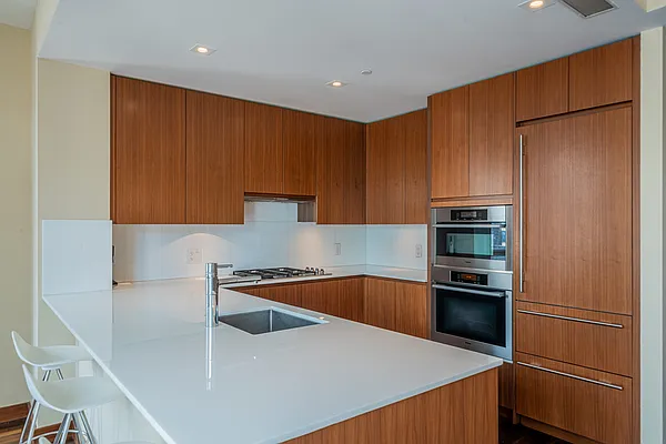 Rented by Corcoran | media 18