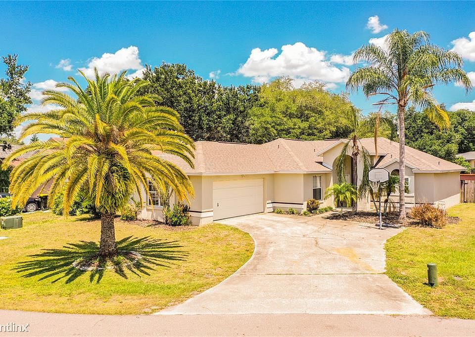 1st image of 110 Saint Kitts Cir