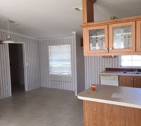 5th image of 3417 Howze Ave