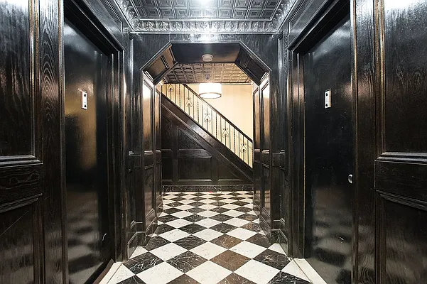 Rented by OGI Management | media 10