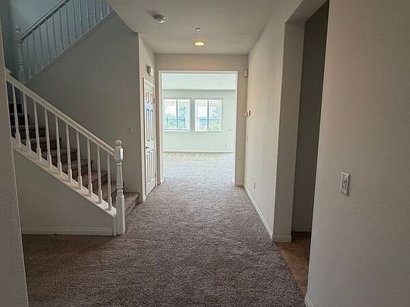 2nd image of 39097 Lonesome Spur Cir