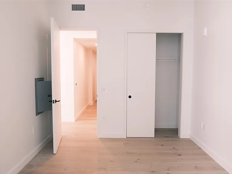 610 Davis St #2708 — Photo 11