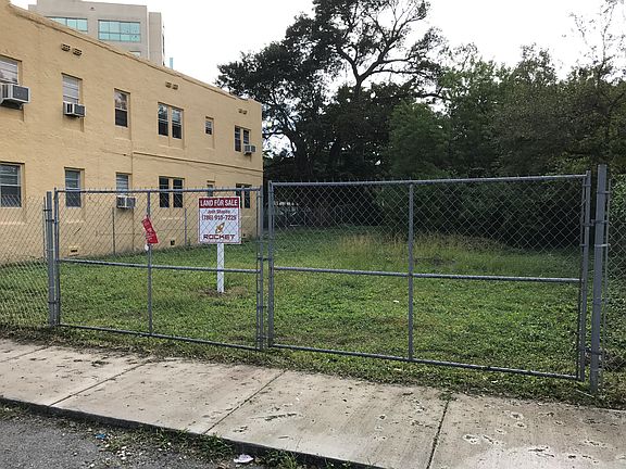 4th image of 1504 NW 14th St