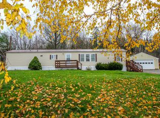 129 Main St, Mattawamkeag, ME 04459