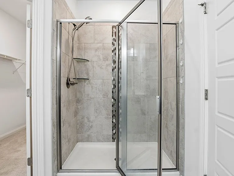 2035 Prestwick Pl — Photo 31