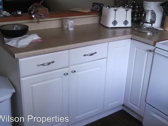 4th image of 600 Sheffield Ct Unit 31