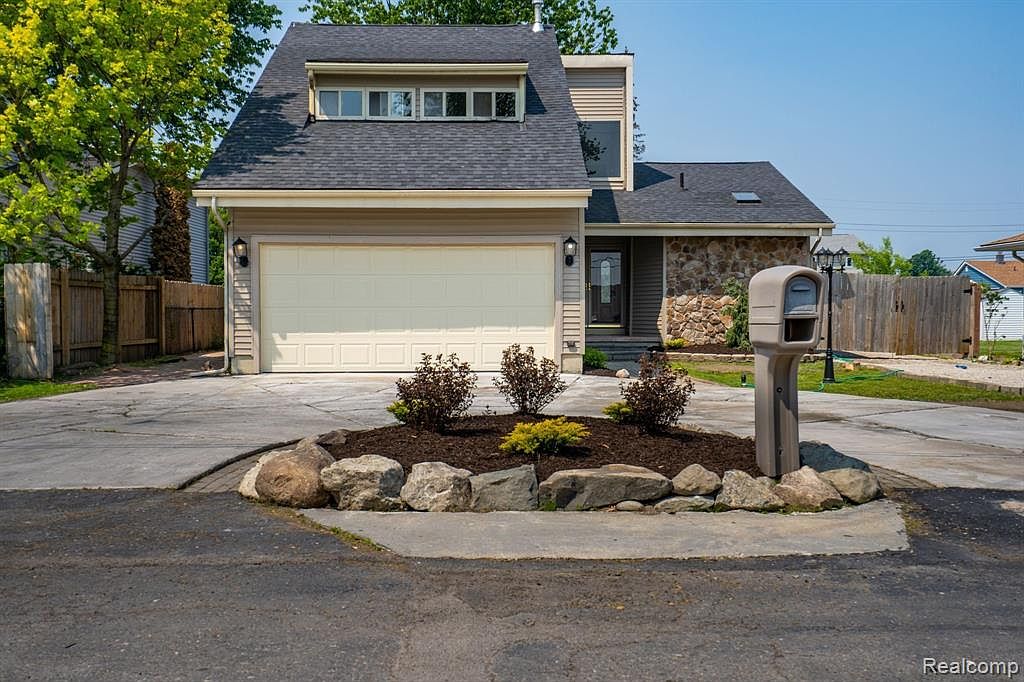 7824 Alexandria Dr, Fair Haven, MI 48023 MLS 20230079986 Zillow