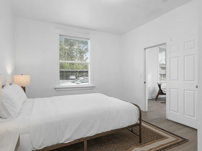 4938 S Center St #2 — Photo 15