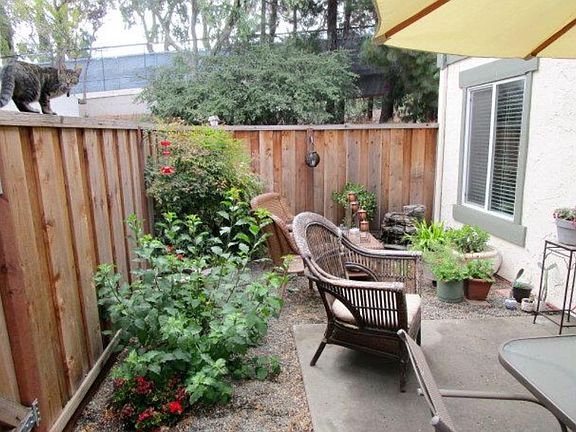 5th image of 605 Lakehaven Trl