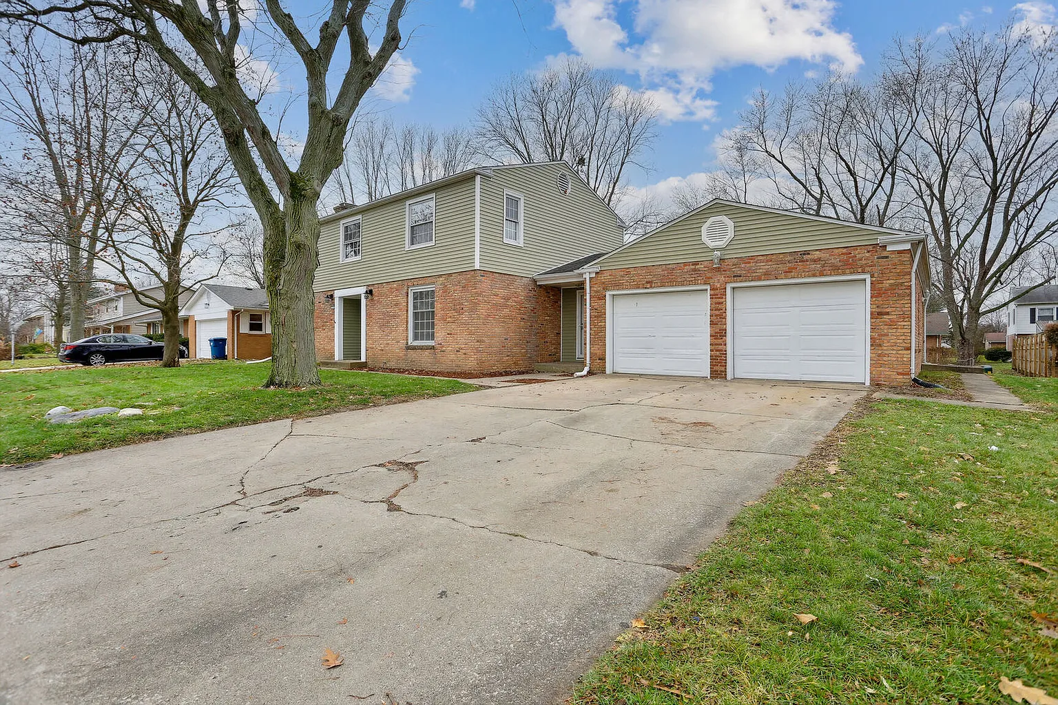 1703 Mayfair Rd photo 1