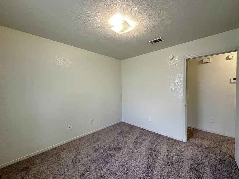 2207 Indian Trl — Photo 14