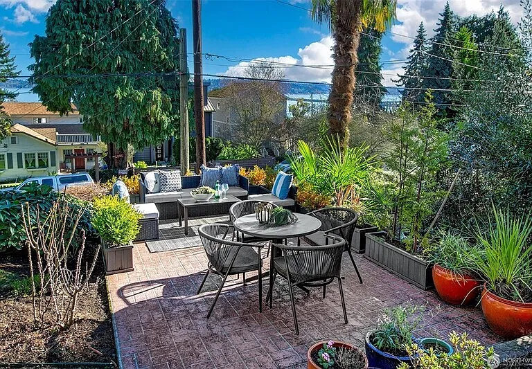 707 Lake Washington Blvd S — Photo 3