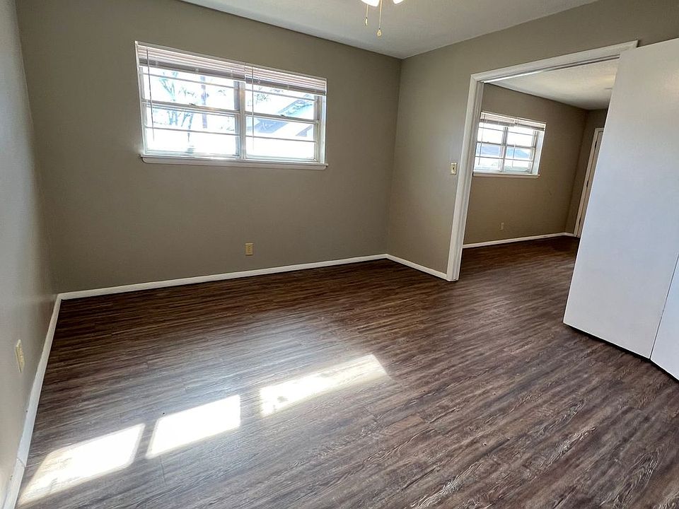 Adams Court Apartments 325 W Oklahoma Ave Enid OK Zillow