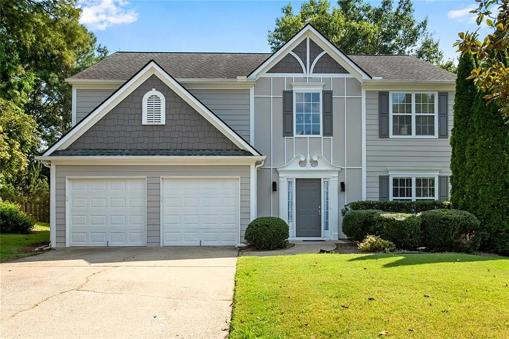 3 bed, 2.5 bath, 2431 sqft, $2,650 — Photo 4
