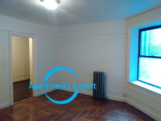1st image of 655 E 233rd St APT A10