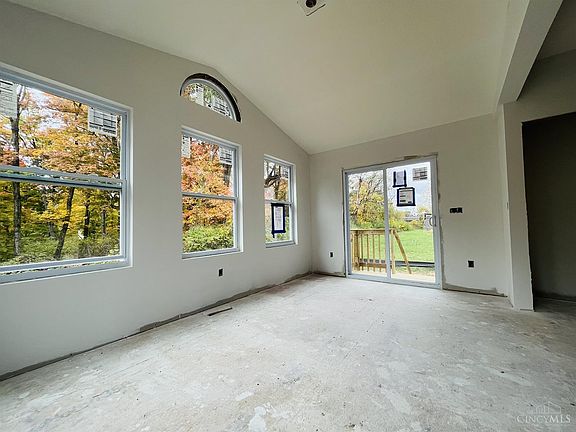5th image of 8569 Noelle Dr