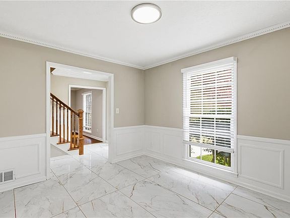 4th image of 127 Old Rosser Rd SW