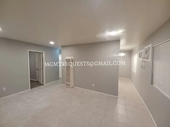 213 11th St #215, Redlands, CA 92374