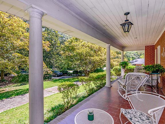 5th image of 159 Glenhaven Dr