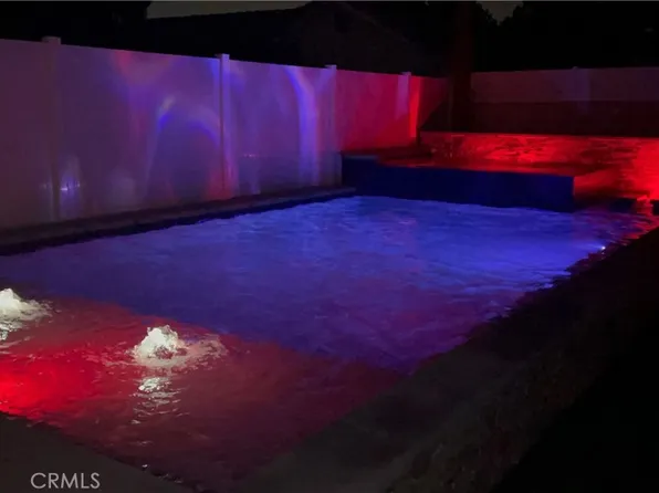 529 Stanford Rd, Burbank, CA 91504