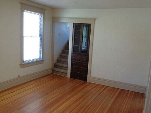 5th image of 1728 11th Ave